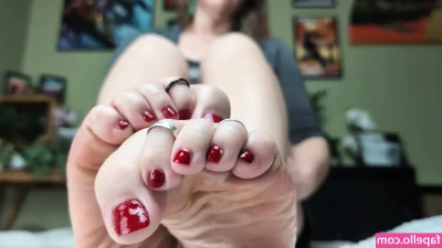 venommedusa - Smoky room from all the kush my fiancé and I consume   Any tips I