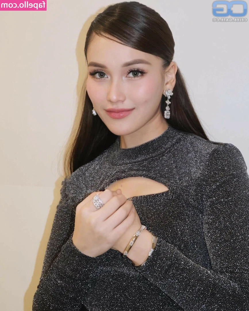 Ayu Ting Ting [ ayu-ting-ting ] - Some fun and sexy shots of our pal @plowingbull at Trade Bar Denver