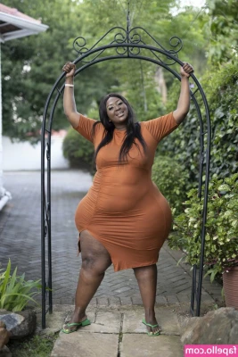 zama_the_butt [ zama-the-butt ] - Front or back? I love the layered look of this body suit over my hot