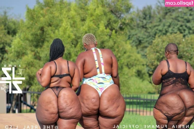 zama_the_butt [ zama-the-butt ] - Are you guys ready for the pictures??? Here is pre view of the bath