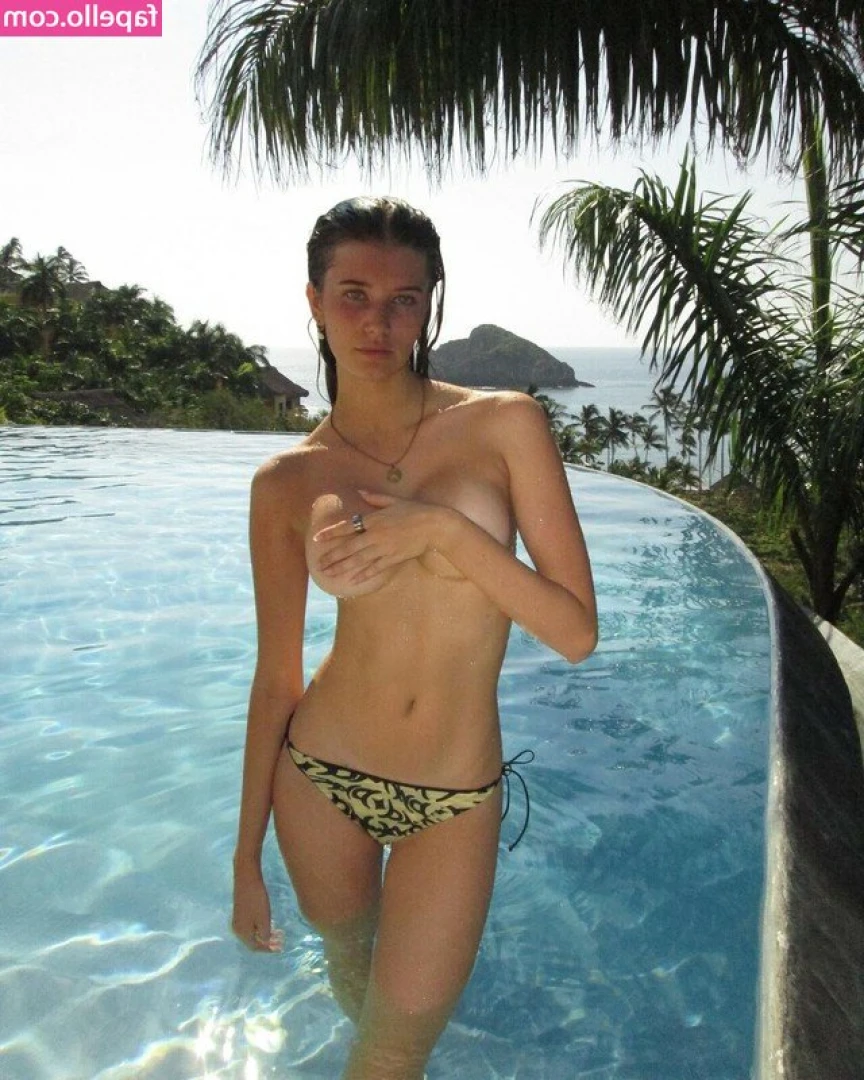 Sienna Schmidt [ sienna-schmidt ] - Sinful Sunday free video   This rabbit toy made my pussy so wet   