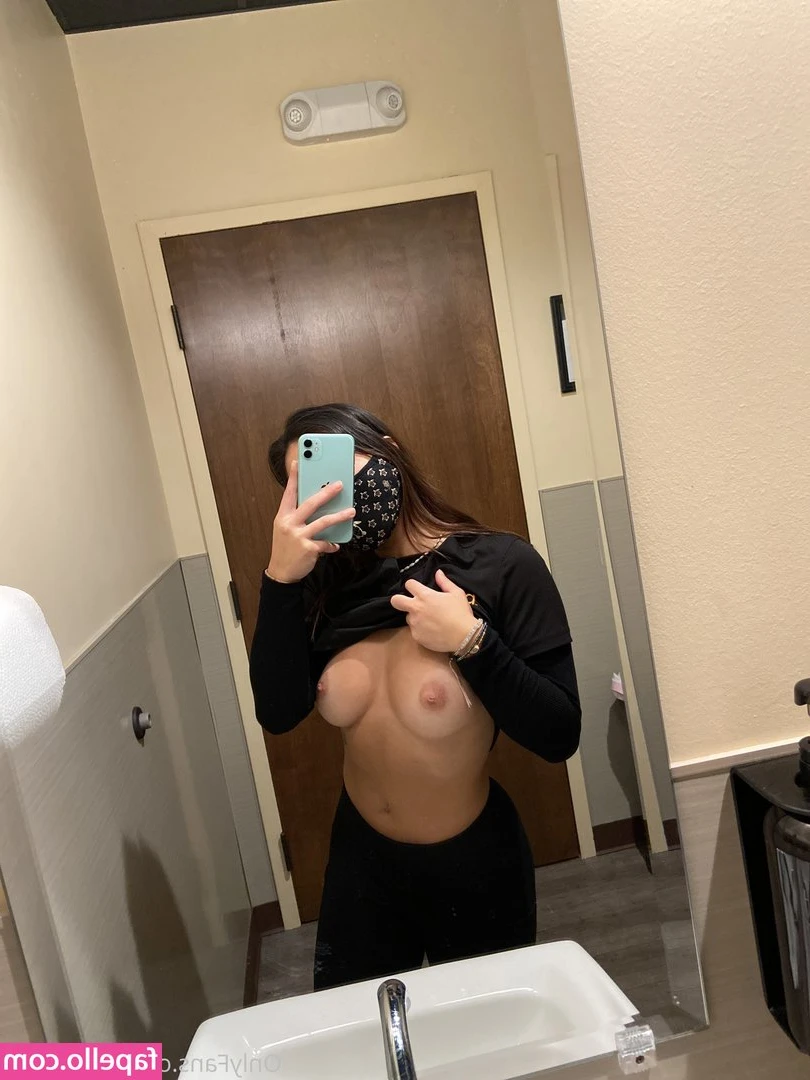 meeshmo - My birthdays in 5 days  I just wanna be fucked and cummed in