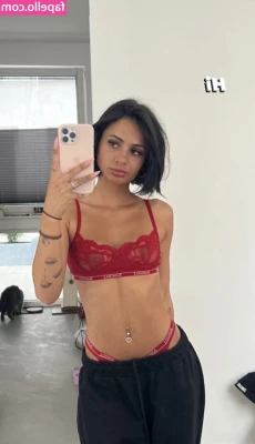 Chantal-Jale Kirman [ chantal-jale-kirman ] - Happy Easter 💗 Send a tip to where it says in my pinned post? 🥺