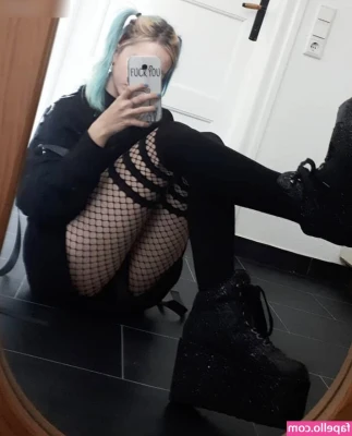 Kira Chanside [ kira-chanside ] - Sweet as cherries.