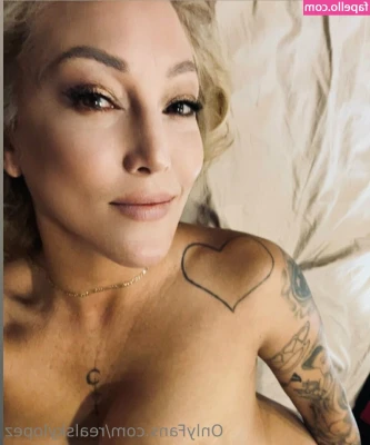 Sky Lopez [ sky-lopez ] - Me encontré con  angemonxl he hicimos rebotar mis nalgotas contra su