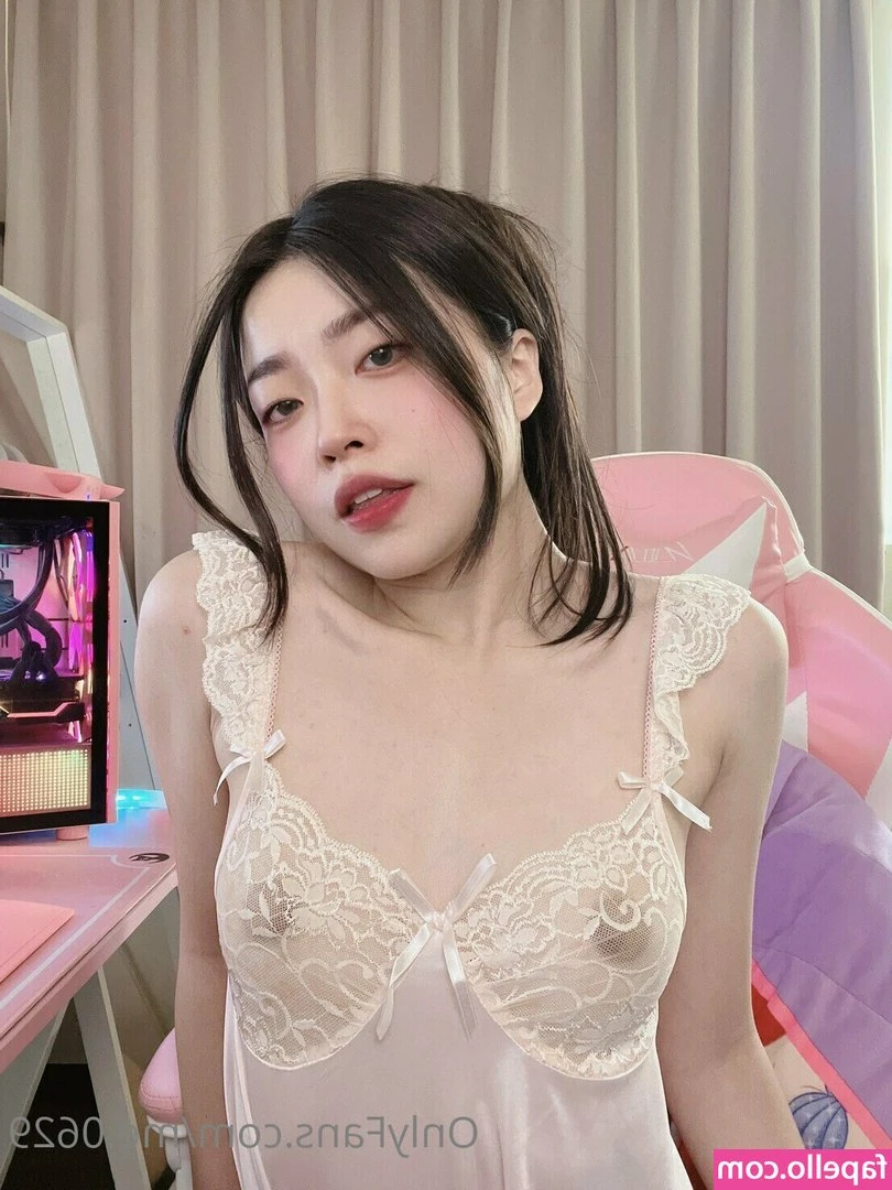 me.0629 [ me-0629 ] - We got a lesson from Stepmom  kiss69xo  kenzifoxx