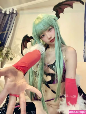 hal_0402 [ hal-0402 ] - Who wants to see what happened next