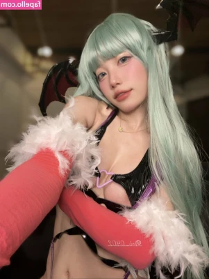 hal_0402 [ hal-0402 ] - Hi baby just made a new strip down video taking this sexy new micro