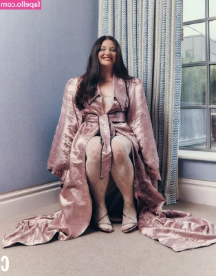 Megan Stalter [ megan-stalter ] - NEW SOLO BUNDLES POV I m Rubbing my pussy from the back  amp 