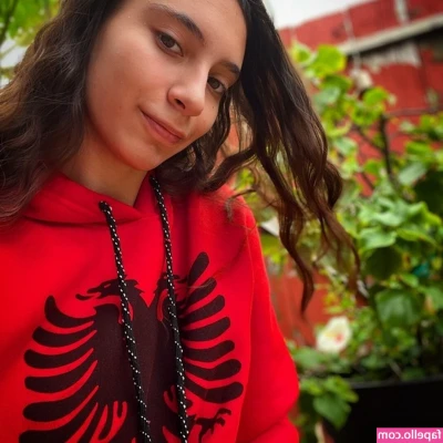 alex_mierzwinski22 [ alex-mierzwinski22 ] - so excited to finally be home after a month of insane travel! here's