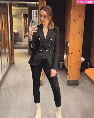 Zauberpony - Tip me  15 for the nude photo peeps