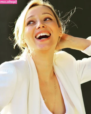 Joanna Orleańska [ joanna-orleanska ] - Flex on/off for ya this Monday💪🏼✨ last week was something