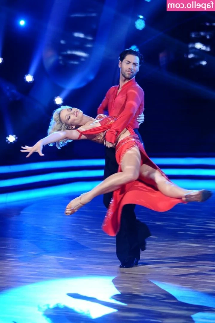 Joanna Orleańska [ joanna-orleanska ] - Queen in  Nude morning  You re welcome