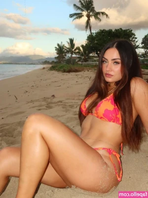 Indya Agos [ indya-agos ] - Going to laugh and be aroused at the same time in my next group sex