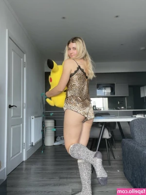 Lexi May [ lexi-may ] - StarBritt: Revenge of the Sixth  May the Fourth was only the