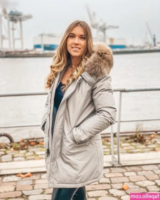 celinaa_marie [ celinaa-marie ] - Stream started at 09/22/2023 06:11 pm