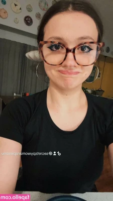 rubyvstiktok - Bedtime selfies always turn me on.