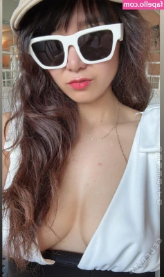 petsha.nguyen [ petsha-nguyen ] - Some T&A action at the gas station.  Hope you’re enjoying your