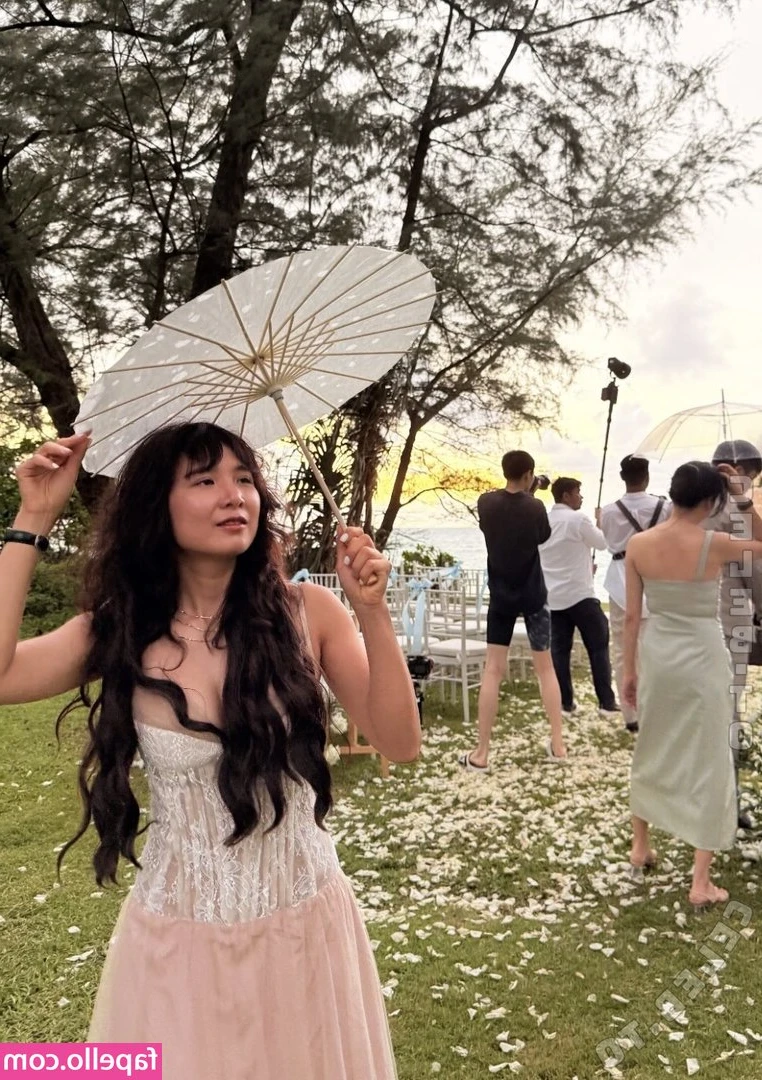 petsha.nguyen [ petsha-nguyen ] - Should I use this lingerie for Valentine’s Day maybe? 🖤