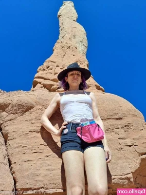 Evelyn Nyte [ evelyn-nyte ] - People have been asking to see an update on my new boobies! Planning