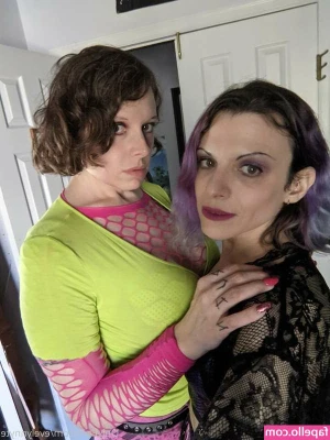 Evelyn Nyte [ evelyn-nyte ] - sexy little girl