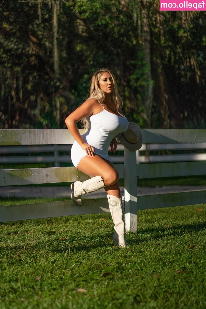 Sara Cheek [ sara-cheek-2 ] - I think is always fun to stay in bed longer on Sundays and play more!