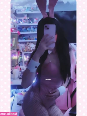 urdressupdoll - Baby 😈 ❤️ I am very hot🔥🔥🔥 Bebe 😈❤ Estoy muy