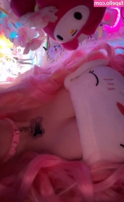 urdressupdoll - A peachy throwback to get your imagination running wild 🍑