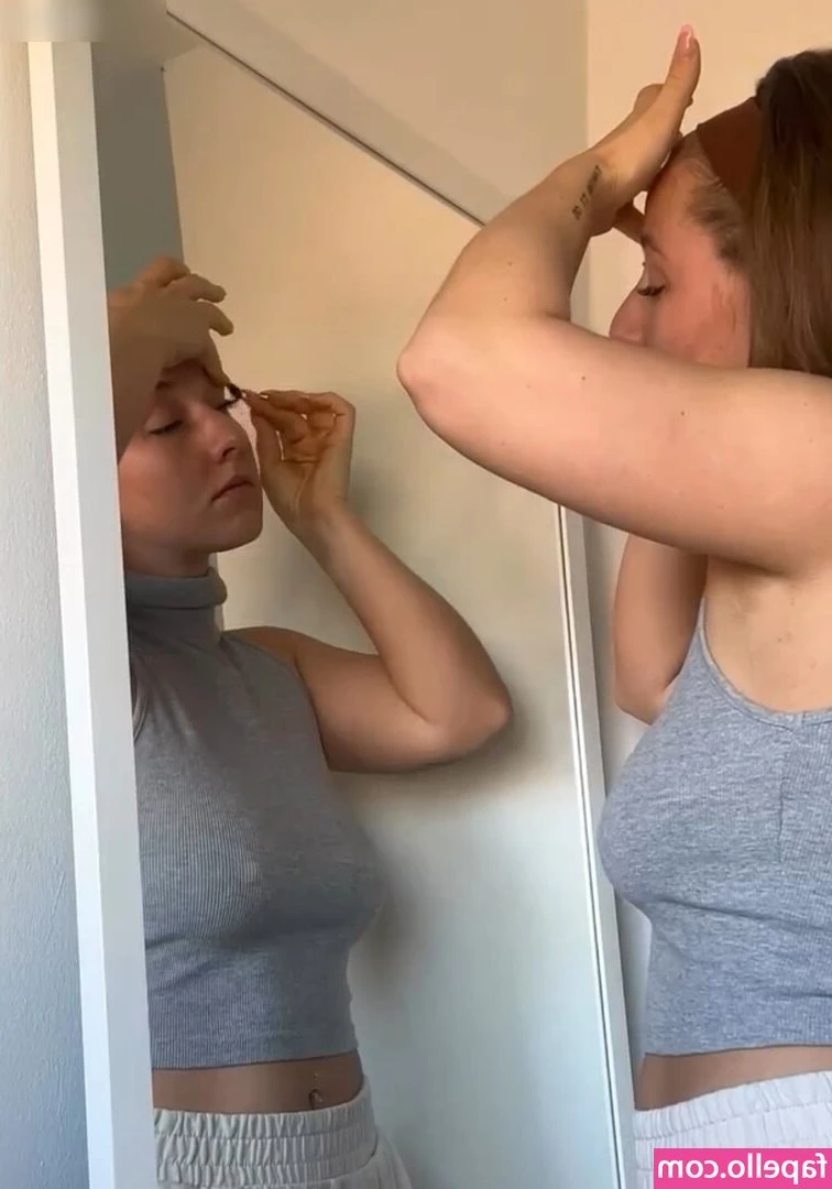 Celine Selmer [ celine-selmer ] - Let’s cure those Monday blues... step into my office