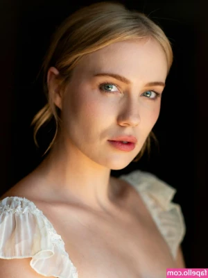 Britt Scott Clark [ britt-scott-clark ] - Who wants to watch me fuck myself with this bat 🥵🥵