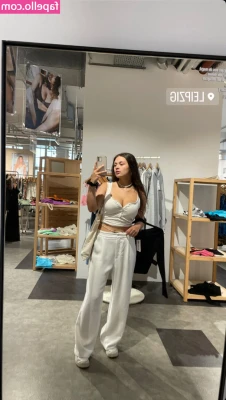 Lennimapenny - Spank me and I will scream your name.. 🤭💕