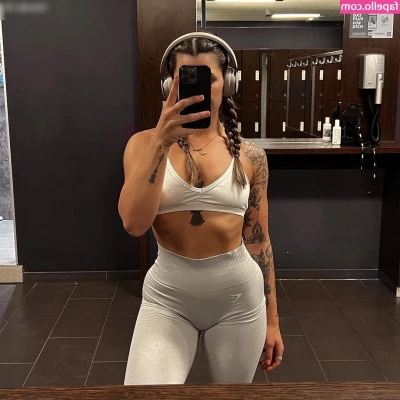 juleesrules - Time has come for me to change my profile picture! Which one do you