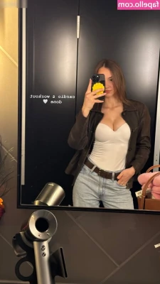 Caro Kotke [ caro-kotke ] - Hey home from the gym to this lovely site again!!!!!