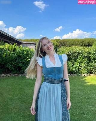 Empresslaurasophie - HEY EVERYONE please read all of this its important!! you can find me