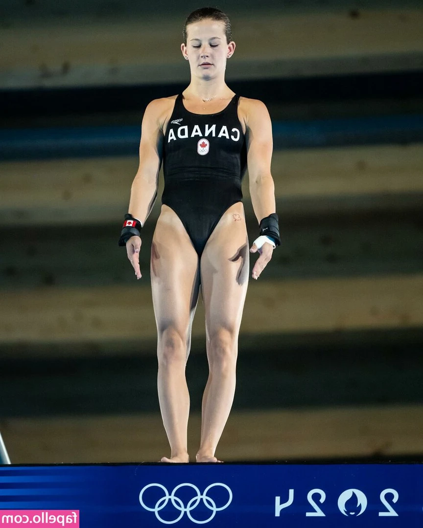 Caeli McKay [ caeli-mckay ] - Playing with Teddy and letting you guys enjoy the view. Floor POV