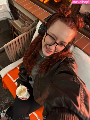 Hanna Ginger [ hanna-ginger ] - Who likes veins