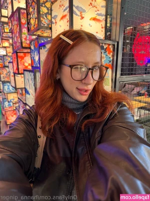 Hanna Ginger [ hanna-ginger ] - What do you think I'm watching?