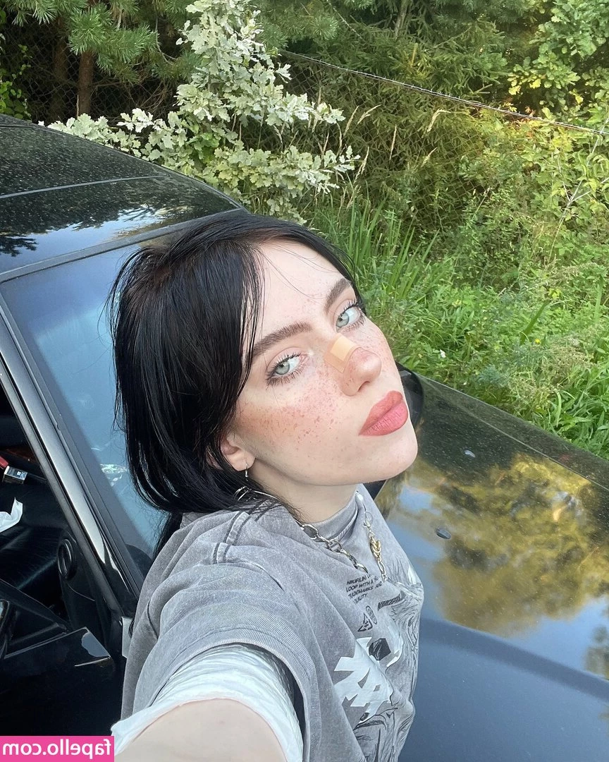 Irina Minkina [ irina-minkina ] - Swallowed-Homemade  TbC