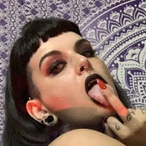 dakotaluxx