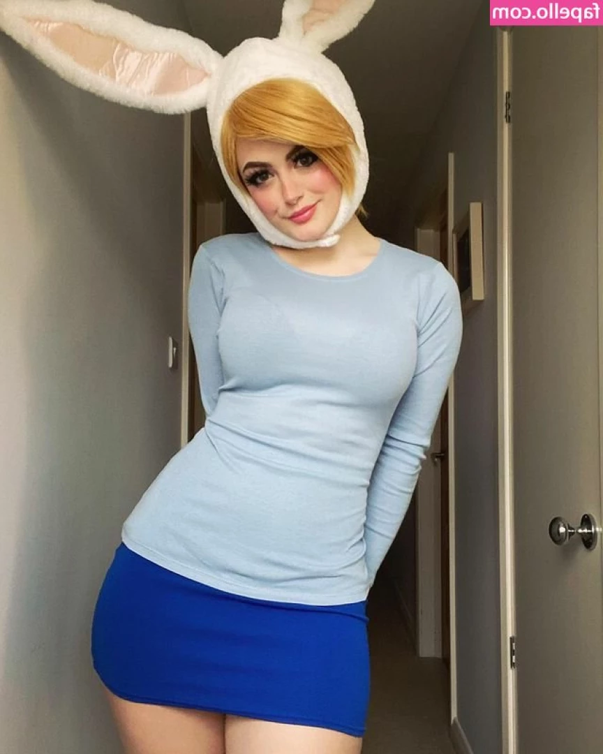 Kyranekko - It’s booty short season 🖤🖤🖤