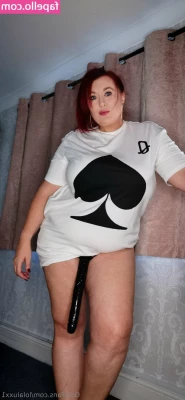 lolaluxx1 - There is a great video of me getting myself to climax on this rug tip