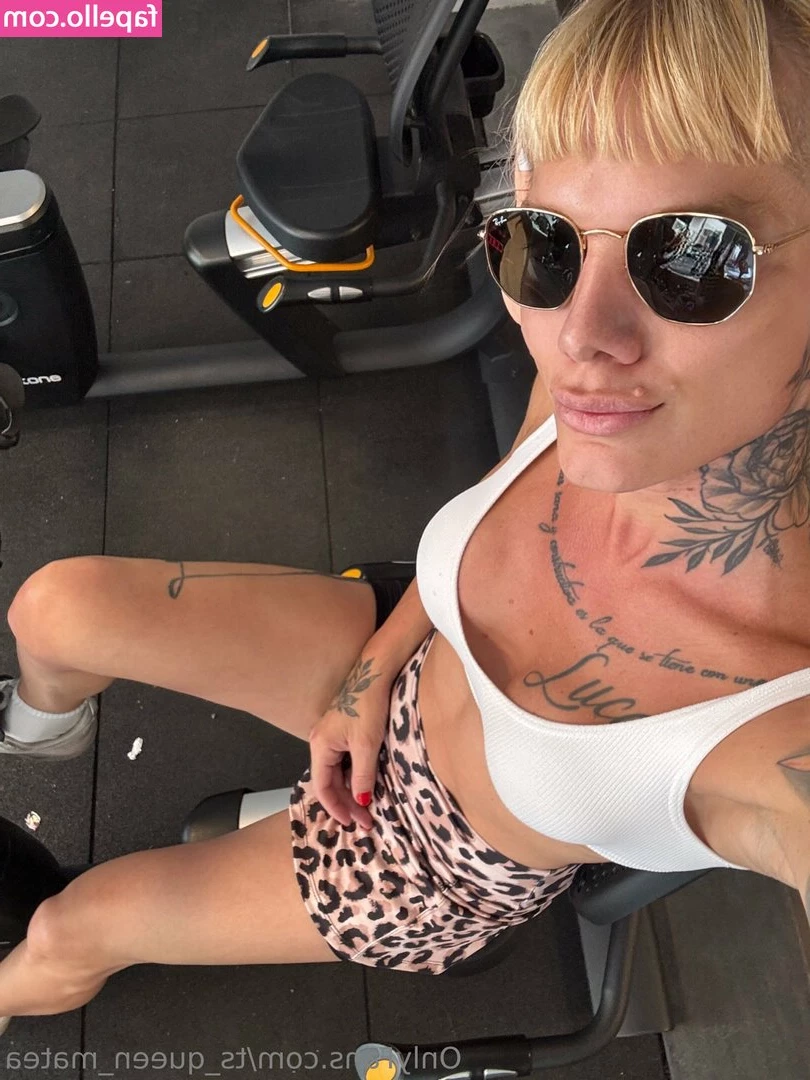 ts_queen_matea [ ts-queen-matea ] - Real Hidden Camera   We set up a camera in the bedroom of a porn