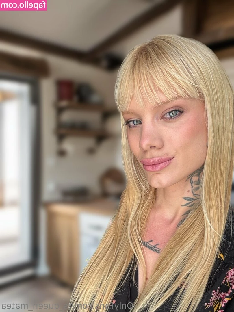 ts_queen_matea [ ts-queen-matea ] - You put the caption