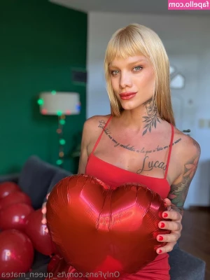 ts_queen_matea [ ts-queen-matea ] - Playing on my joy stick