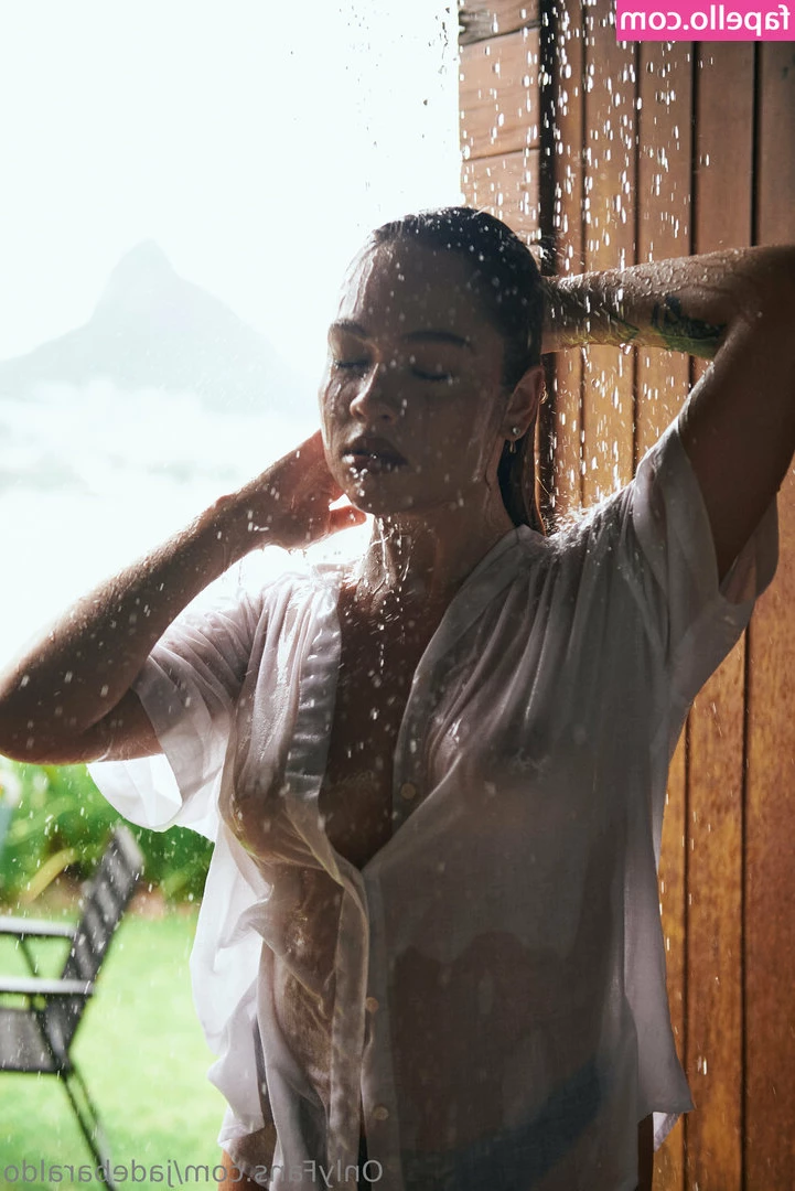 Jade Baraldo [ jade-baraldo ] - hiiii bbies!! here is your chance to grab this video !! :3  