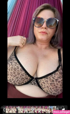 Lindsay Felton [ lindsay-felton ] - I have a little friend hiding in my stinky socks today  He s been