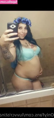 puertoricanwaifu - While it is still sweater and jeans weather.. enjoy 😉