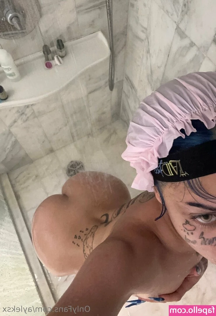 ayleksx - TELL ME IM PRETTY  GODDAMMIT