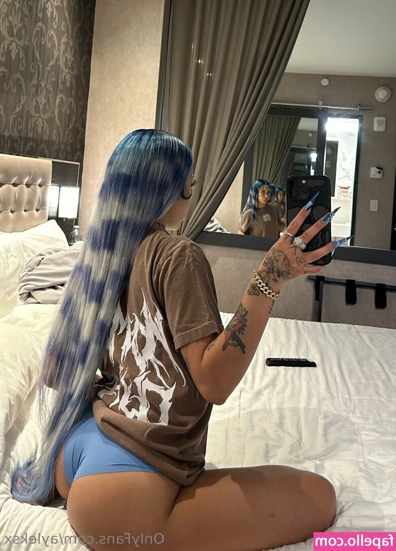 ayleksx - open your mouth for mommy I will fill you with milk little submissive