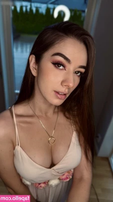 MissMikkaa - Just got back from a hike part 1